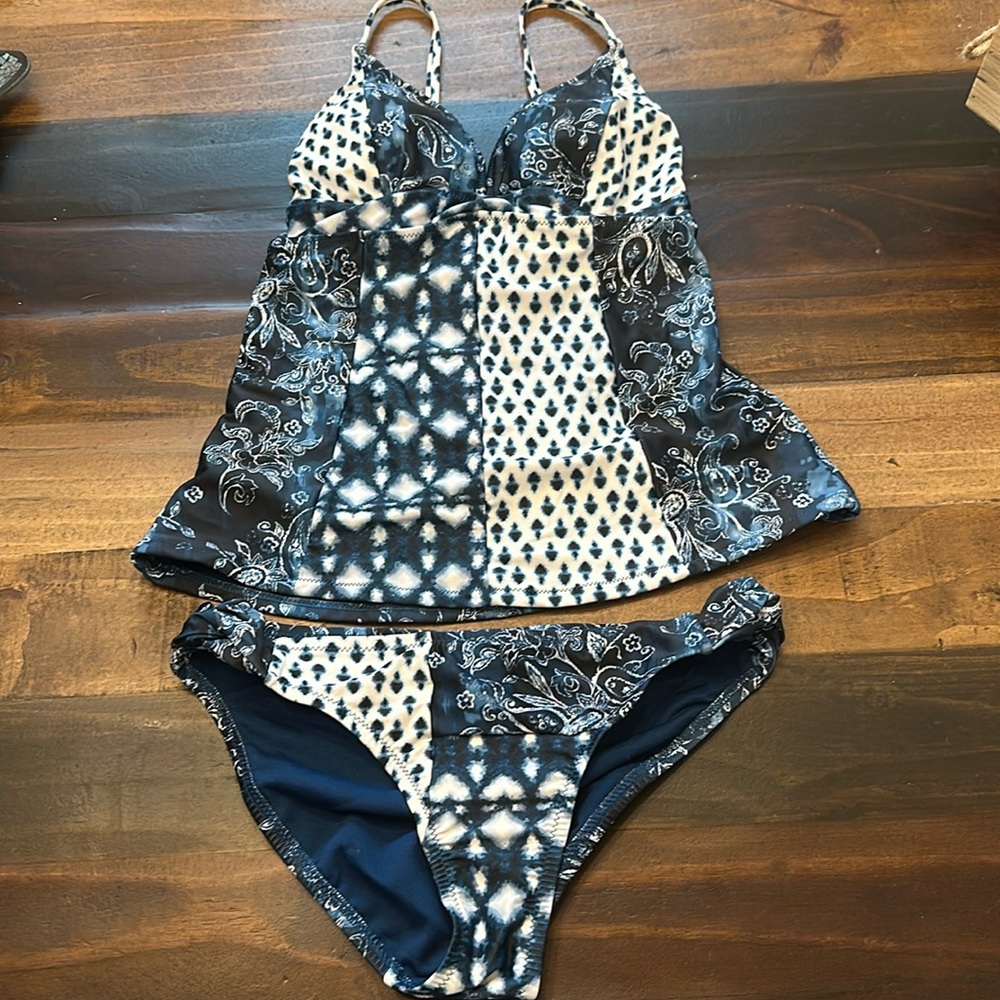 Jessica Simpson Size Small Swim set